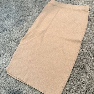 Chic Beige Women's Pencil Skirt
